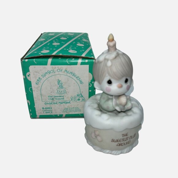 Precious Moments The Sweetest Club Around B-0103 Boy Birthday Cake Figurine - Picture 2 of 11